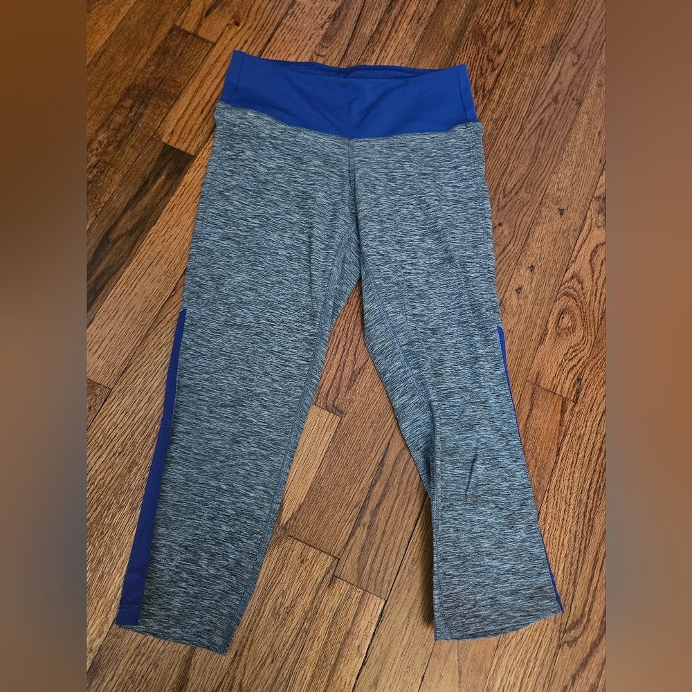 NBDRY By New Balance Cropped Workout Pants Size XS